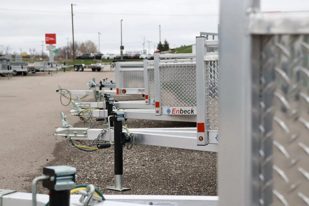 Simple and Affordable Trailer GPS Tracking Options for Trailers